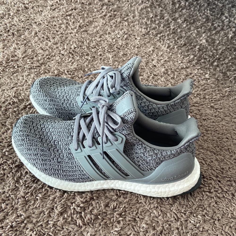 womens ultra boosts